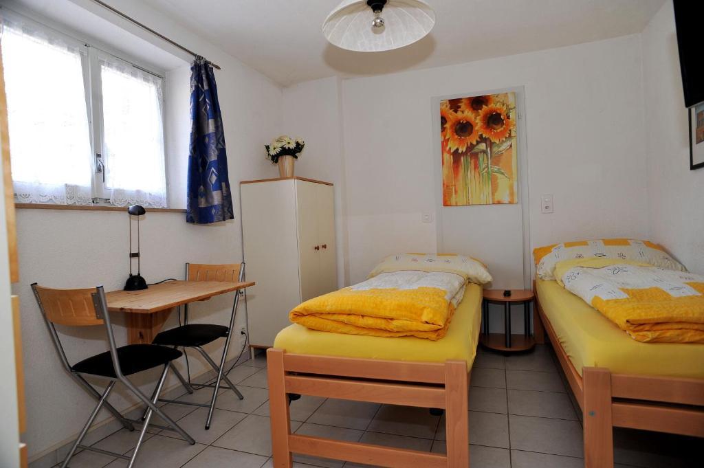 Niros Bed & Breakfast Birsfelden Eksteriør bilde